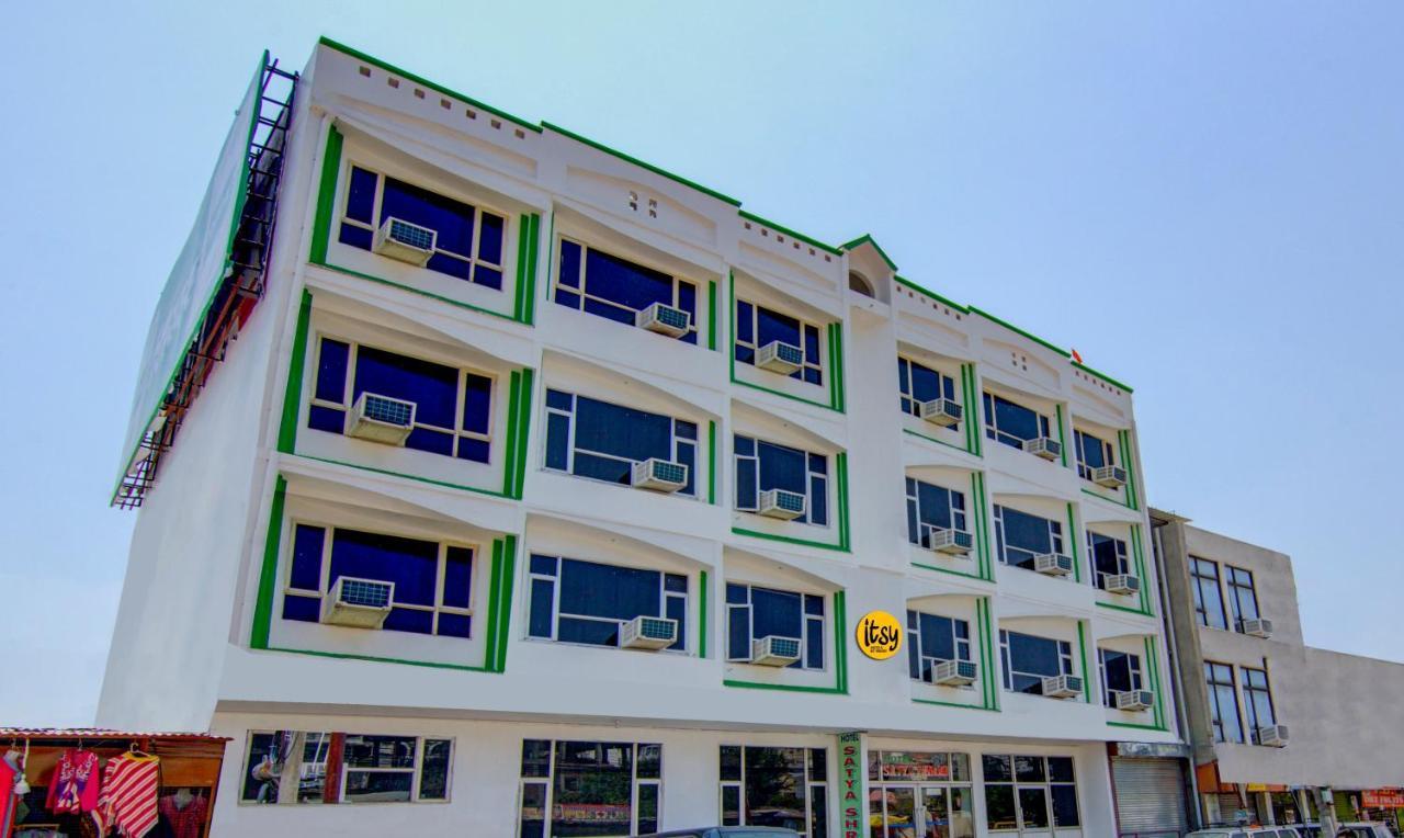Itsy Hotels Satya Shree Katra  Kültér fotó