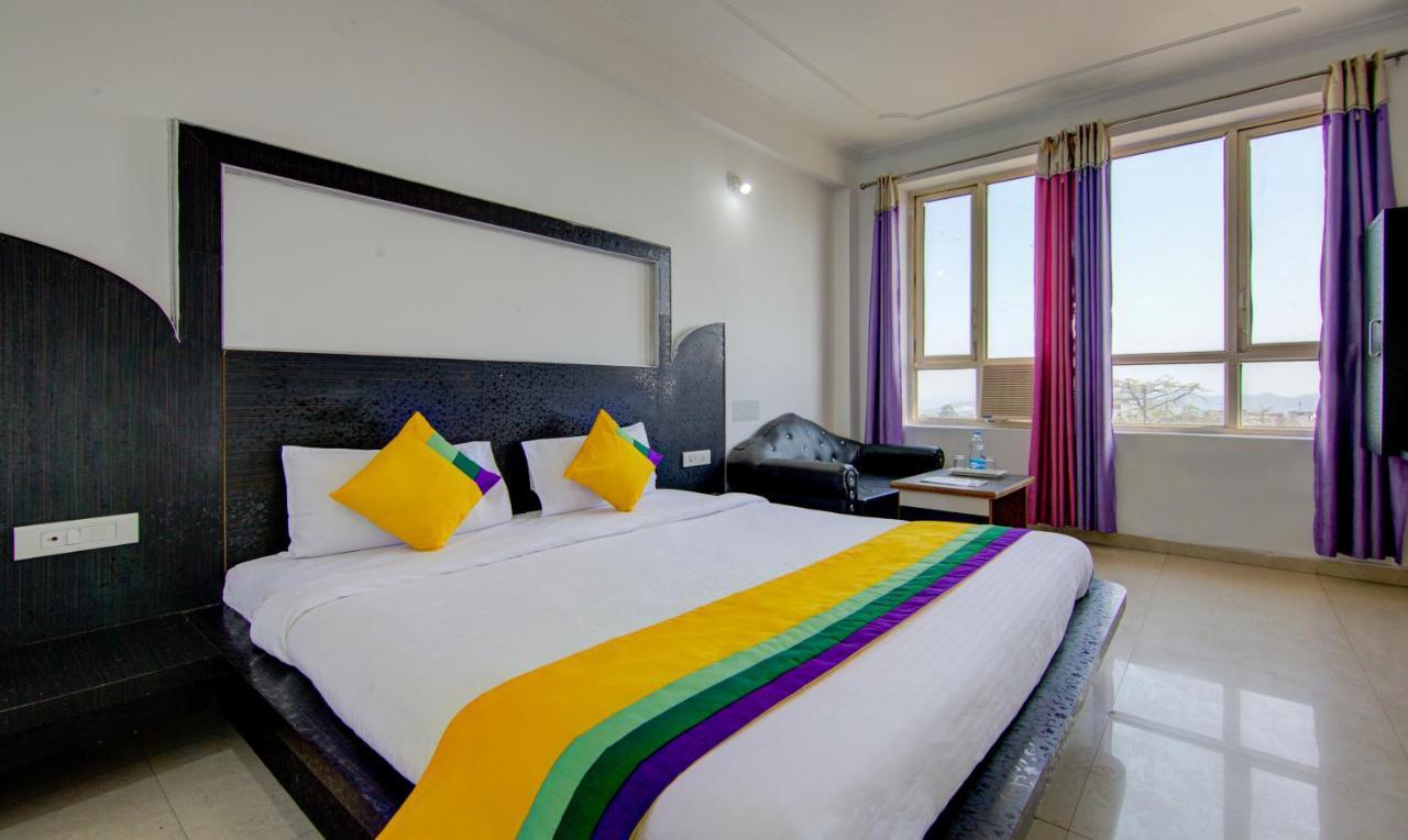 Itsy Hotels Satya Shree Katra  Kültér fotó